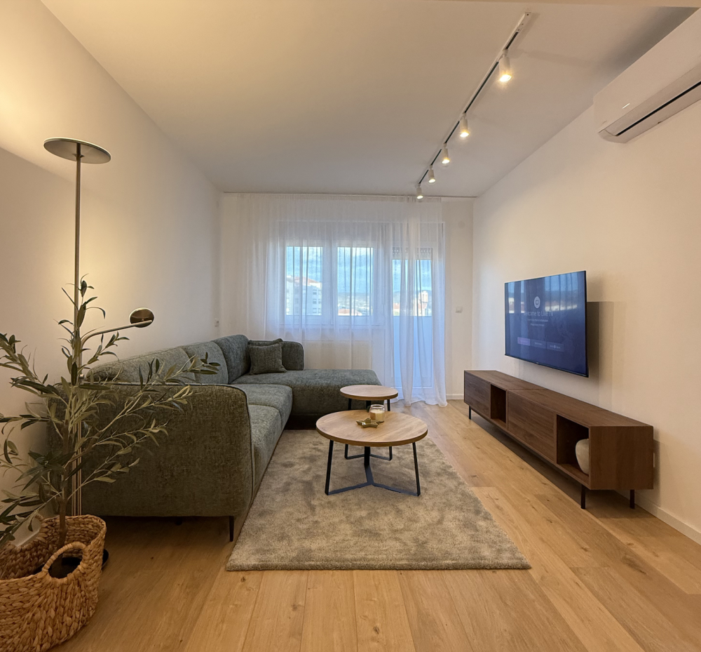 Slika 6 - U blizini centra, Crvenog Pevca i Čaira, Jednoiposoban stan za izdavanje, 52m2, 550€